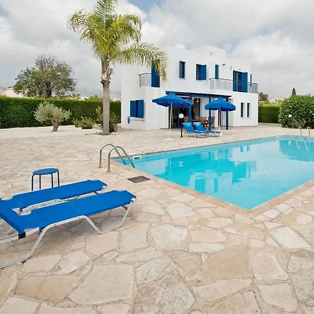 Ino With Private Swimming Pool At Coral Bay Villa Pégeia