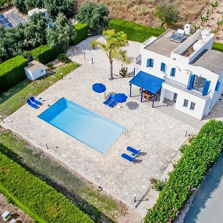 Ino With Private Swimming Pool At Coral Bay * Peyia