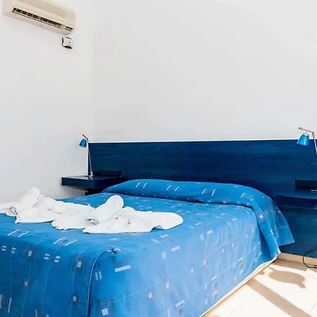 Ino With Private Swimming Pool At Coral Bay Villa Peyia